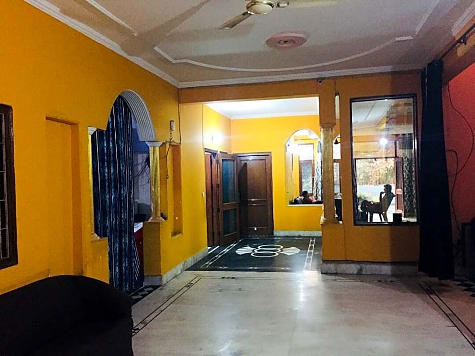 Hotel Sun Palace Residency By OYO Rooms – Noida, DC