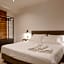 Belladonna Hotel