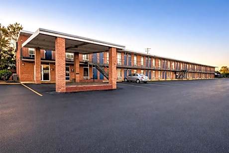 Express Inn New Albany Near Tupelo I 22
