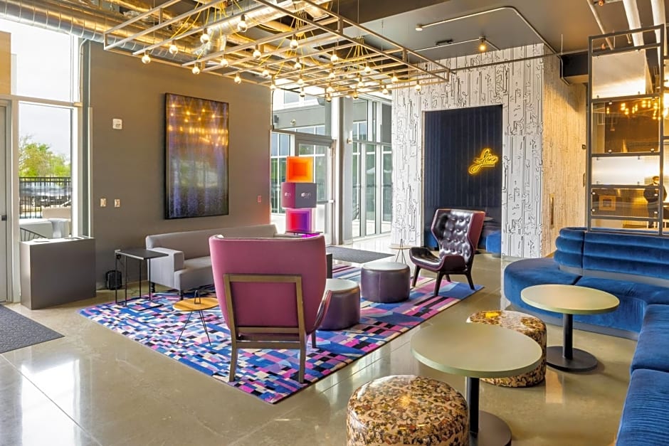 Aloft Austin Airport