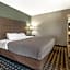 Quality Inn Mauston I-90
