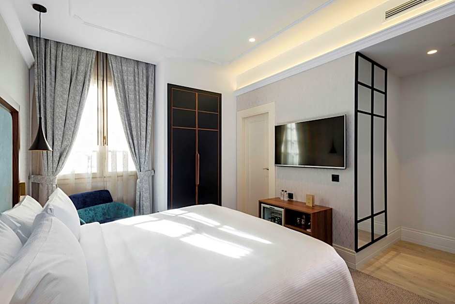 DoubleTree by Hilton Madrid - Prado