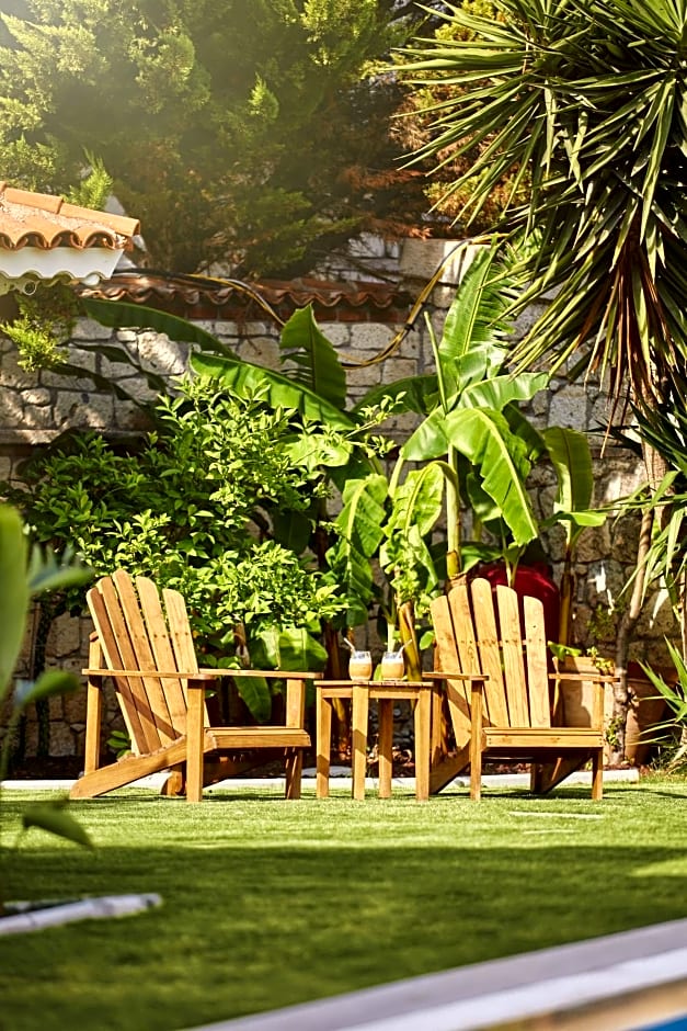Panda Alacati Hotel