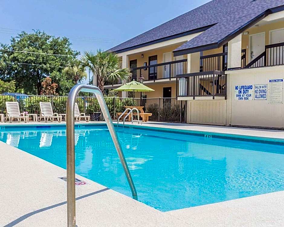 Quality Inn Mt. Pleasant
