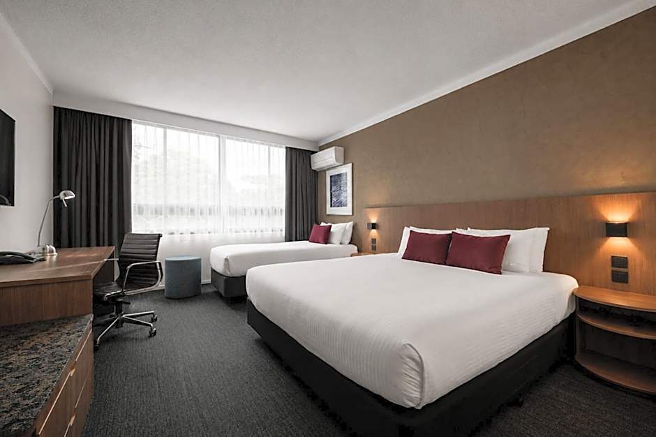 Mercure Sydney St Leonards