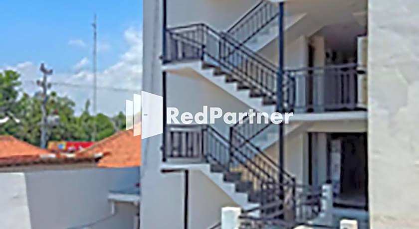 Hotel Trikatu Kendal near Taman Kota Weleri Mitra RedDoorz