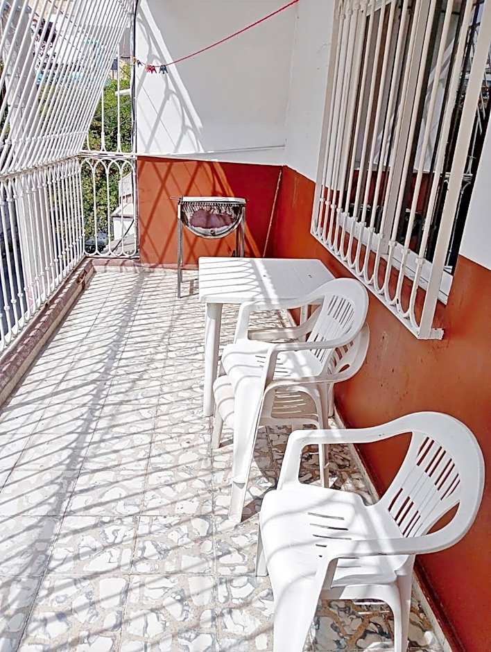 Casa Reforma en Malecón Económica - Excelente Ubicación - 2da Planta