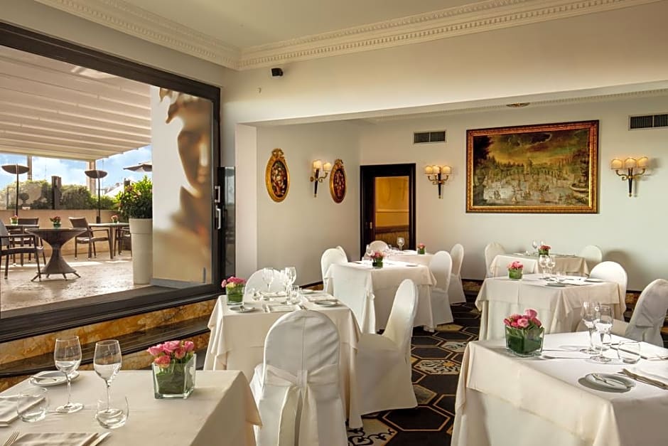 Hotel Savoy