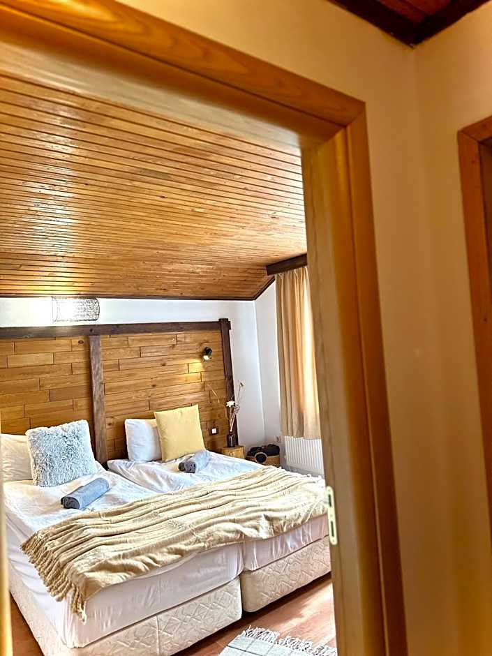 Red House Family house