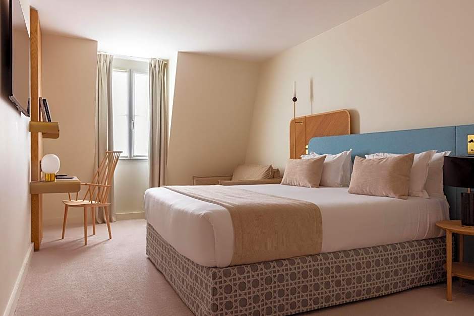 Photo 1 of 6 of Triple Room