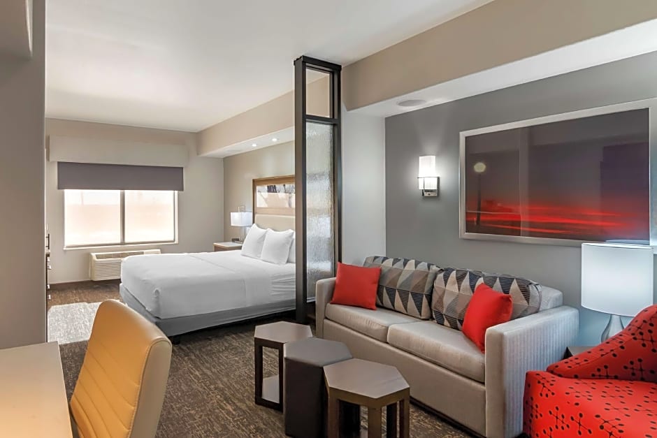 Best Western Premier Liberty Inn & Suites
