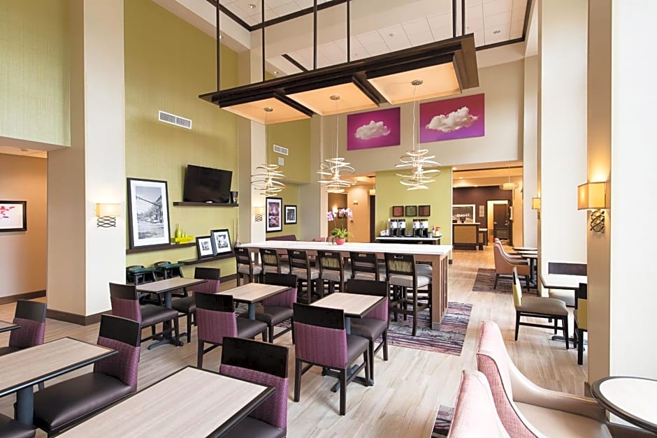 Hampton Inn & Suites Walterboro