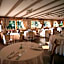 Hotel Shandranj