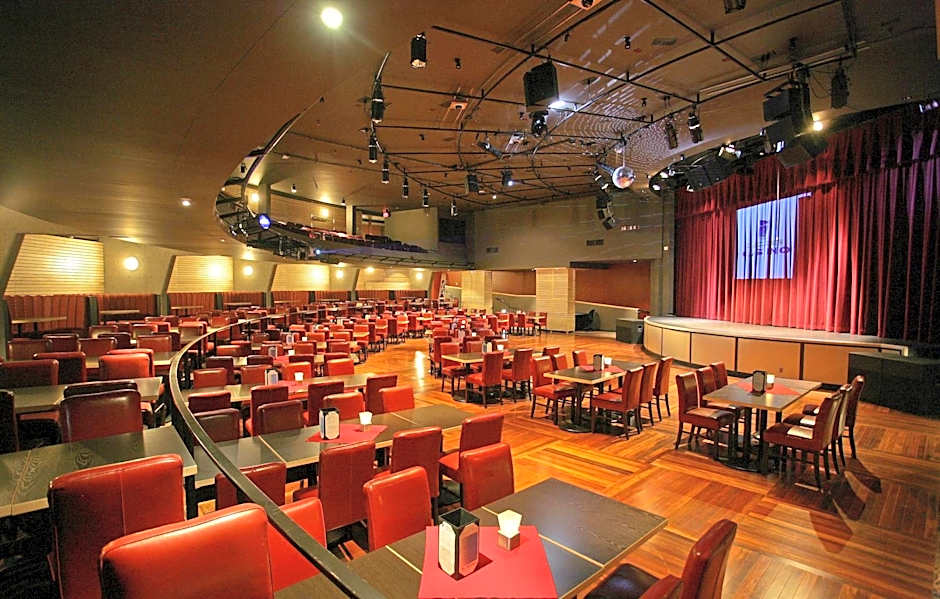 Coast Hotel & Convention Centre