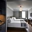 The Melrose Hotel