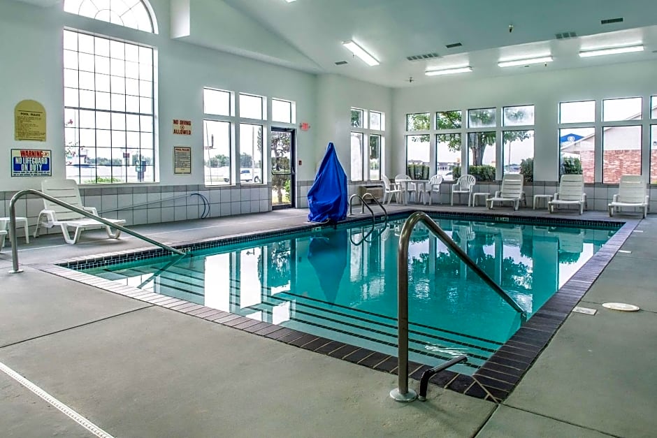 Quality Inn Moore - Oklahoma City