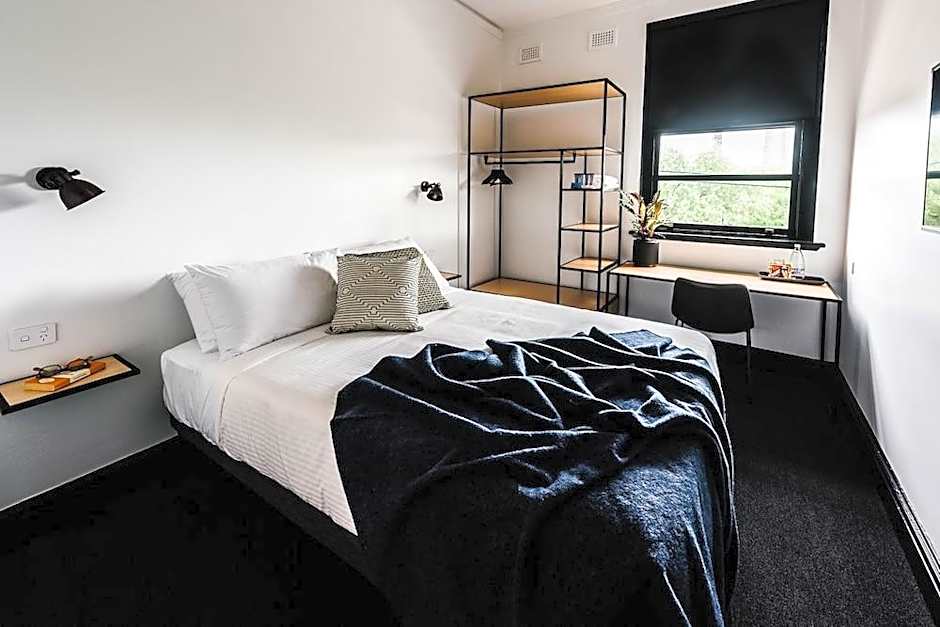 Sydney Park Hotel – Sydney, DC