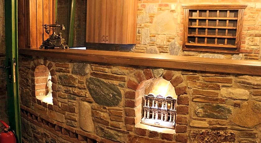 Celsus Boutique Hotel