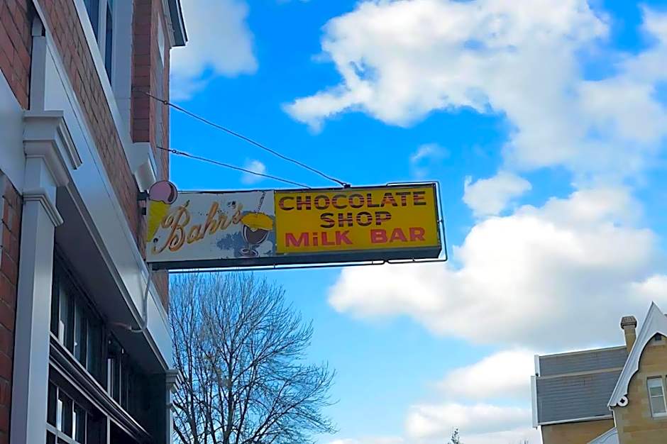 The Little Lollyshop Apartment in Battery Point