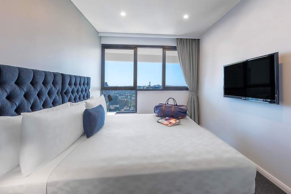 Meriton Suites Kent Street, Sydney