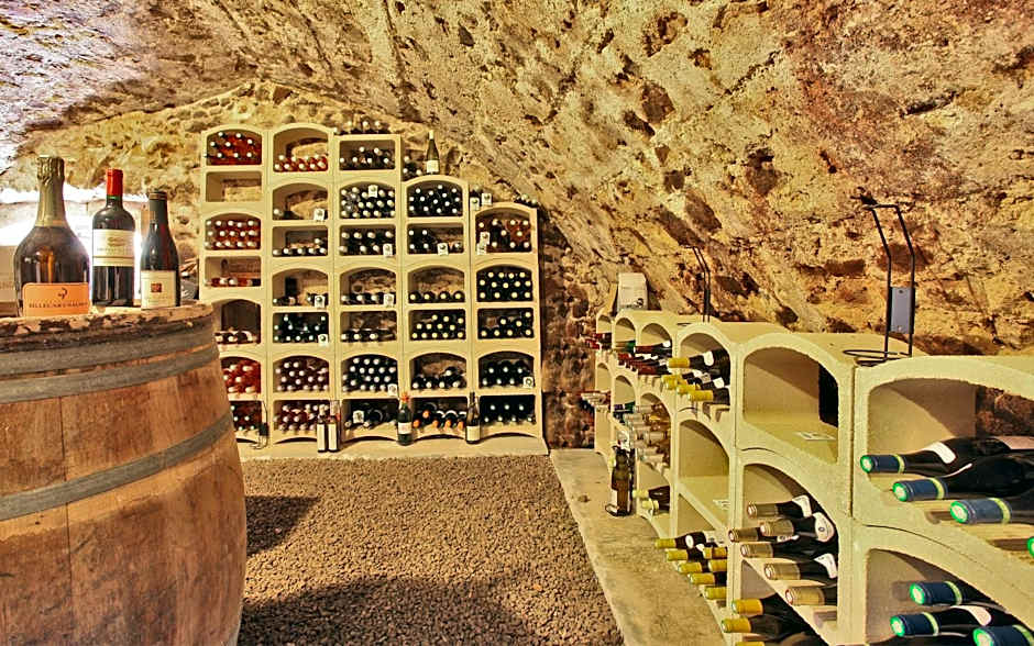 Logis Hôtel Restaurant La Châtellenie