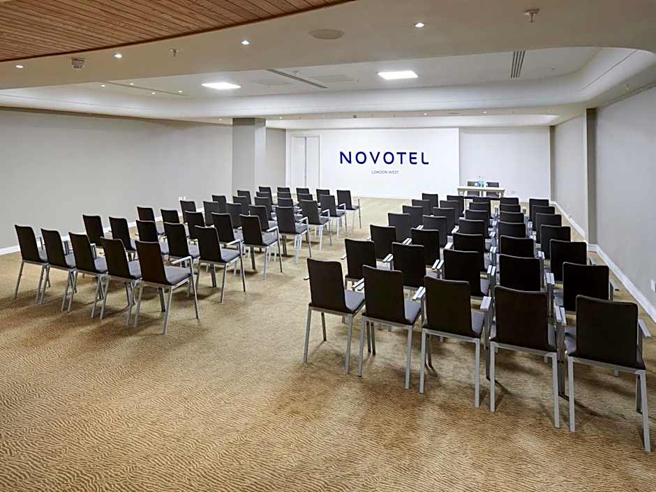 Novotel London West