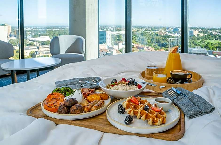 Crowne Plaza Adelaide By IHG