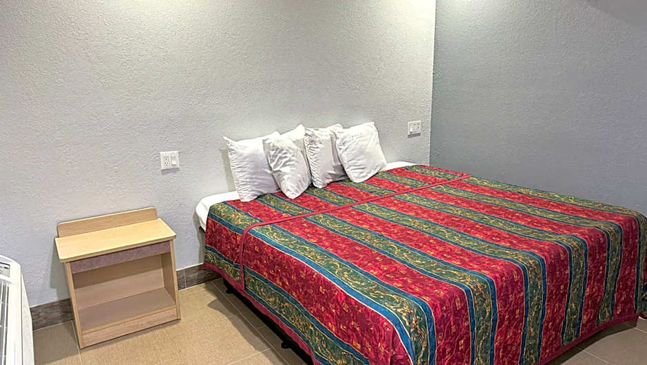 Xpress Inn & Extended Stays