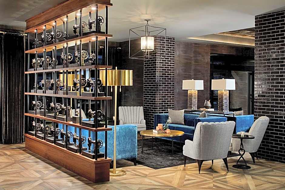 Cumberland House Knoxville, Tapestry Collection by Hilton