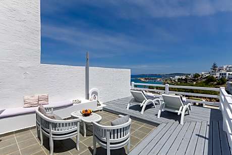 Family Apartment with Sea View