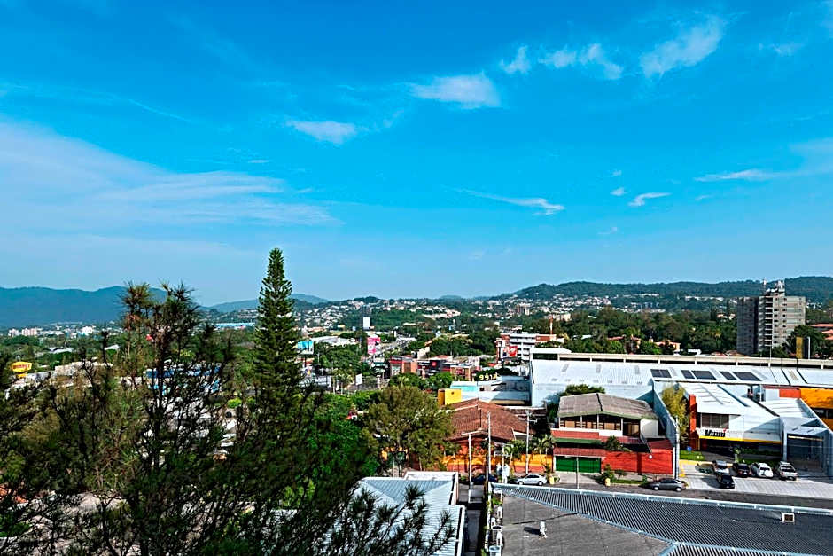 Sheraton Presidente San Salvador Hotel