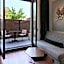 Catalonia Port Hotel