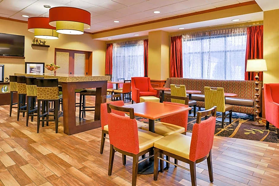 Hampton Inn By Hilton Emporia