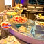 Queens Suite Hotel