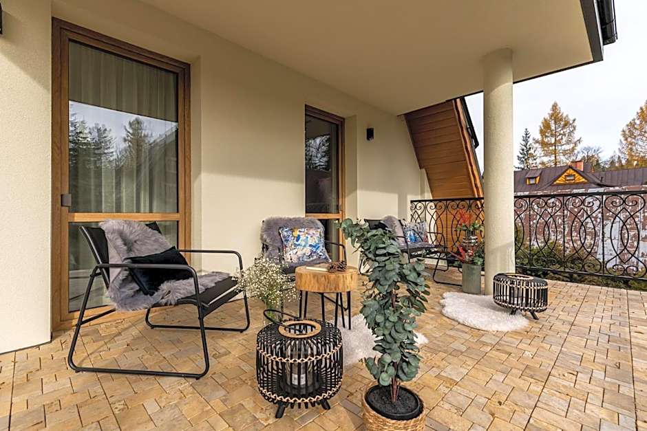 Villa 7 Apartments