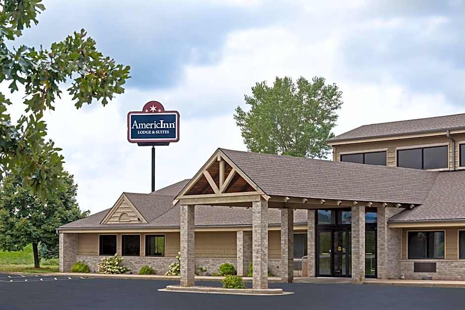AmericInn by Wyndham Tomah
