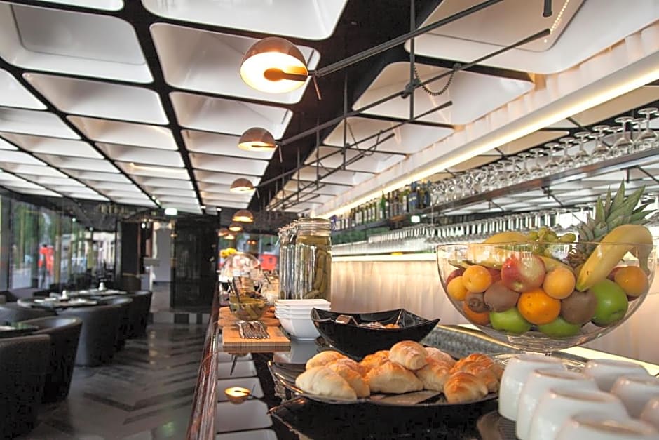 Quentin Boutique Hotel