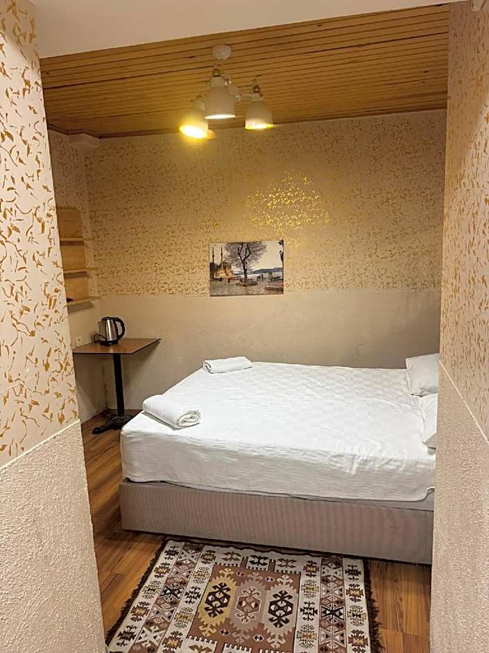 Hotel Megaron