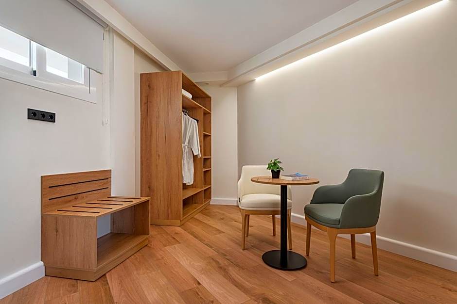 Welikehotel Triton Beach