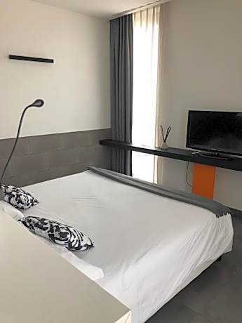 Parco Paglia Home