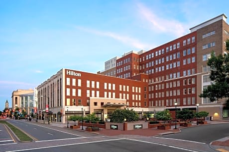 Hilton Richmond Downtown