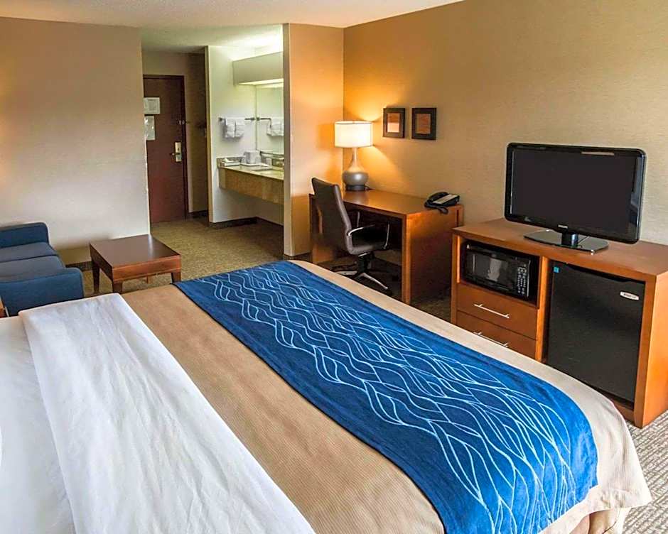 Comfort Inn Crystal Lake