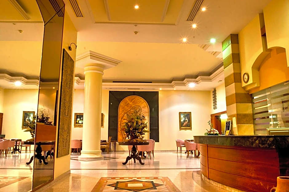 Madisson Hotel