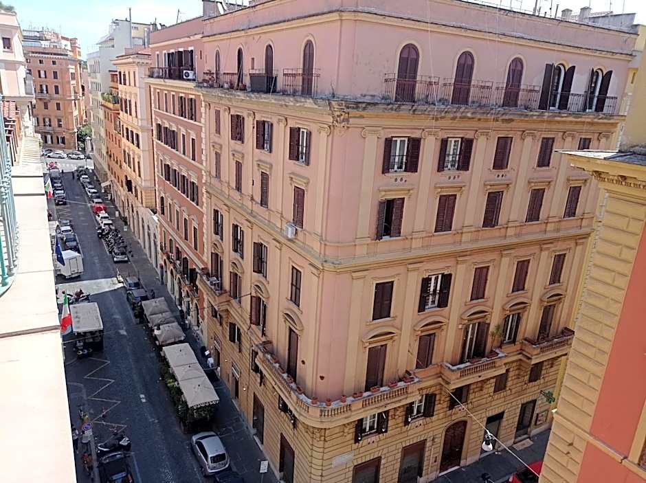 Rome Travellers Hotel
