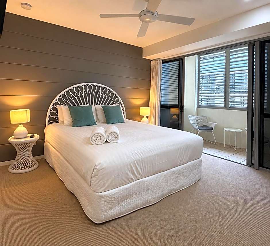 Space Holiday Apartments