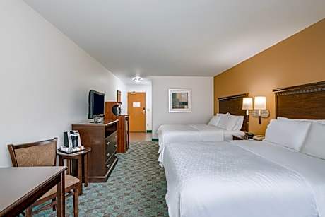 Standard Room with Two Queen Beds