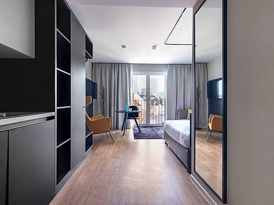 Numa Frankfurt Bloc