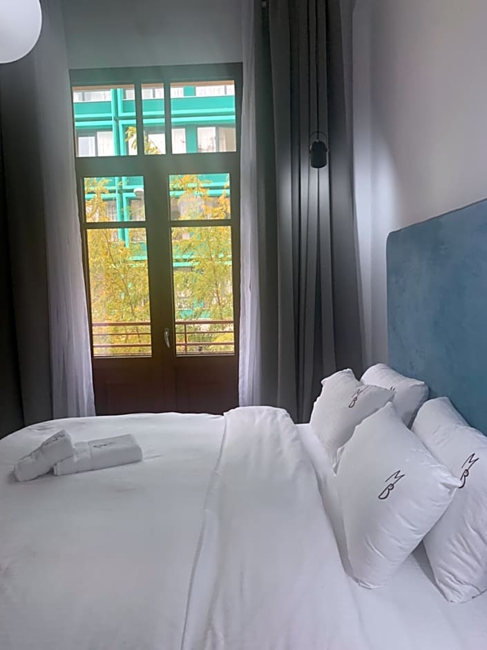 The Maroon Bottle Luxury Suites