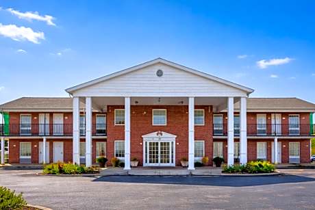 Capital O First Heritage Inn Rantoul IL I 57