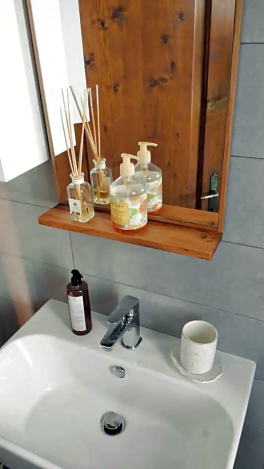 B&B Ernestine Family Home